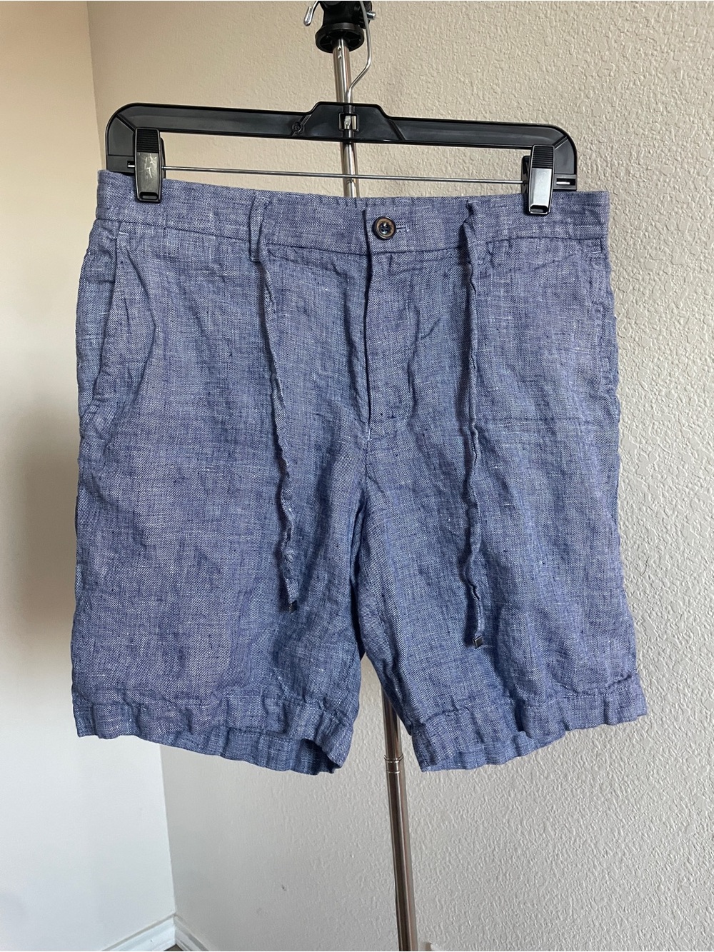 Baird McNutt Men's Flat Front 100% Linen Shorts in Blue w/ Drawstring waist